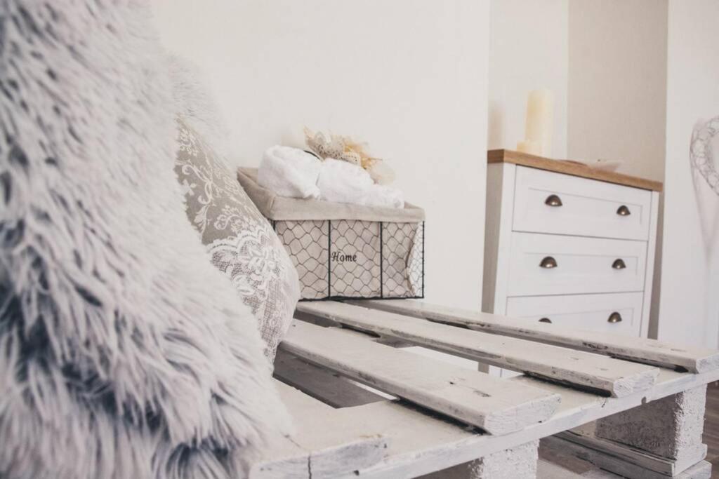 Stylovy Apartman V Centru Nachoda Zewnętrze zdjęcie