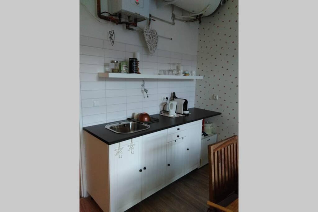 Stylovy Apartman V Centru Nachoda Zewnętrze zdjęcie